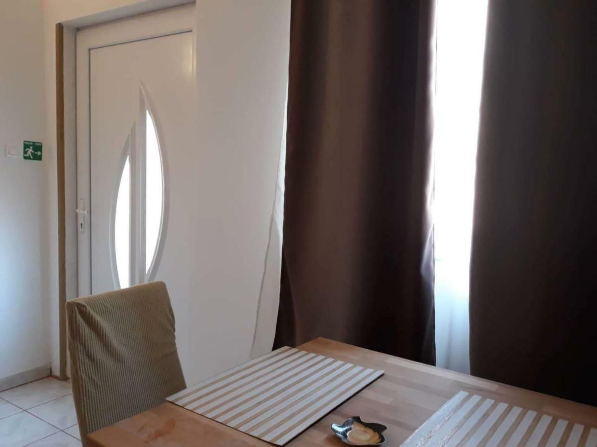 Apartments New Charming 센 외부 사진